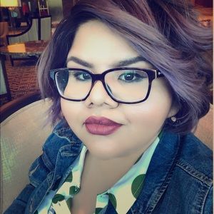 Meet your Posher, Karina